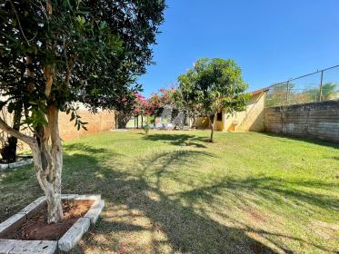 25 - Quintal/corredores