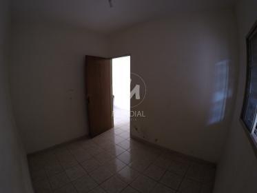 9 - Dormitorio