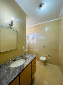 22 - Banheiro/lavabo