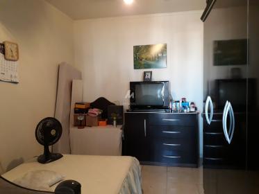 6 - Dormitorio