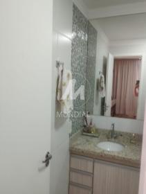 13 - Banheiro/lavabo