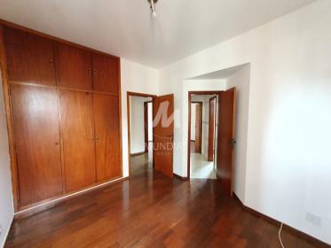 16 - Dormitorio