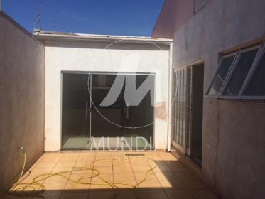 2 - Garagem/estacionamento