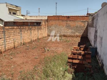 2 - Terreno/Lote
