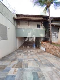 3 - Garagem/estacionamento
