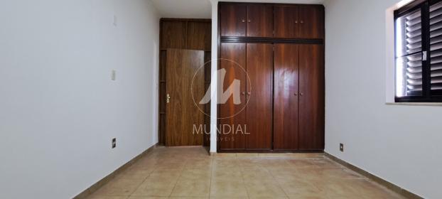 12 - Dormitorio