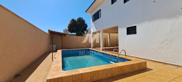 23 - Piscina