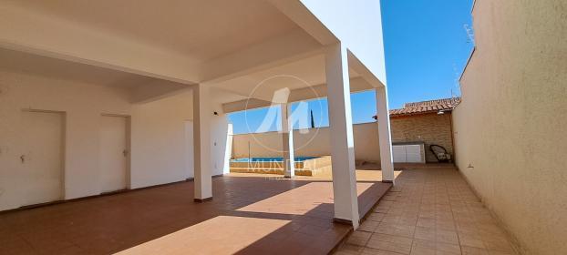 26 - Quintal/corredores