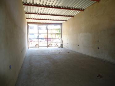 3 - Garagem/estacionamento
