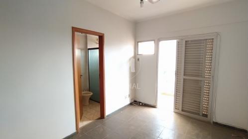 12 - Dormitorio