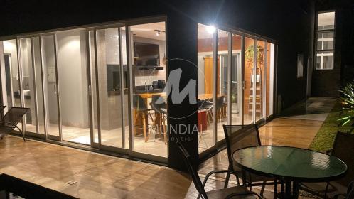 2 - Espaço Gourmet