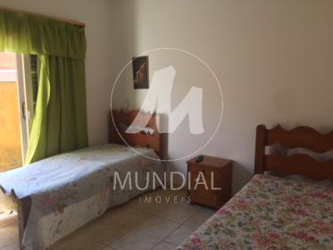 21 - Dormitorio