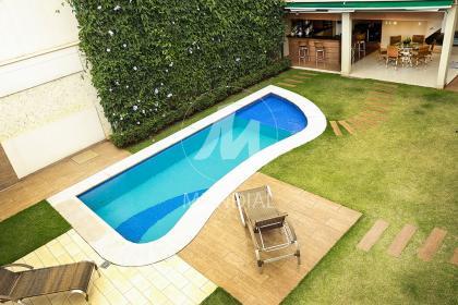 7 - Piscina
