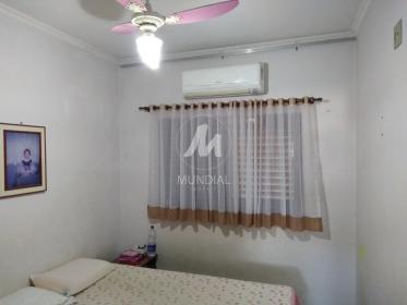 11 - Dormitorio