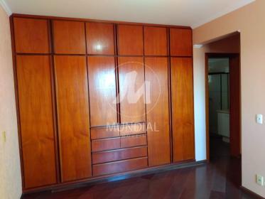 12 - Dormitorio