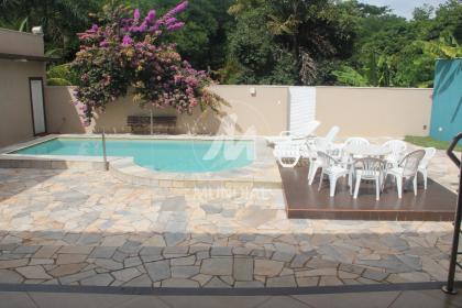8 - Piscina