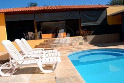 13 - Piscina