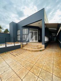 3 - Garagem/estacionamento