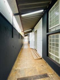 22 - Quintal/corredores