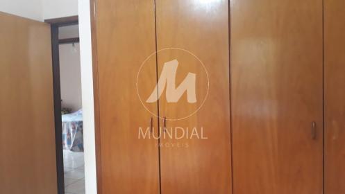 13 - Dormitorio
