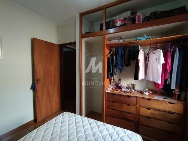 13 - Dormitorio