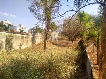 2 - Terreno/Lote