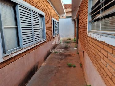 18 - Quintal/corredores