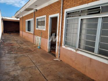 21 - Quintal/corredores