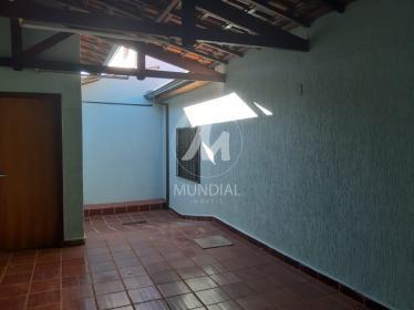 30 - Garagem/estacionamento