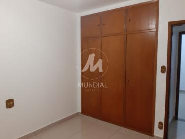 20 - Dormitorio