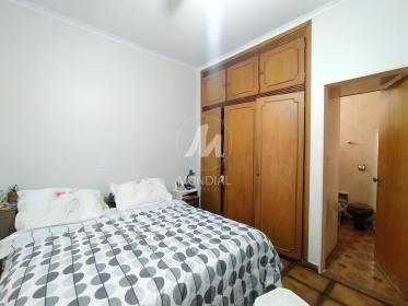 11 - Dormitorio