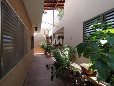 13 - Quintal/corredores