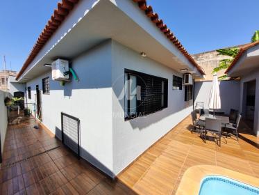 17 - Quintal/corredores