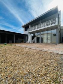 25 - Quintal/corredores