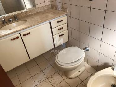 11 - Suite