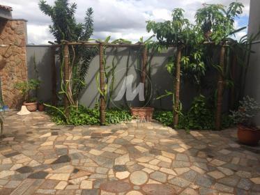 6 - Jardim