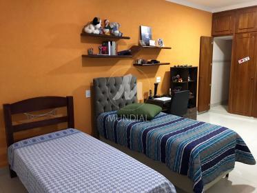 14 - Dormitorio