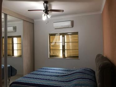 13 - Dormitorio