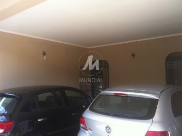 3 - Garagem/estacionamento