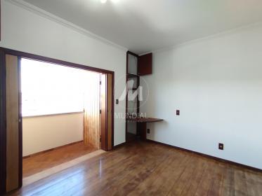 26 - Dormitorio