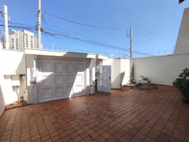 42 - Garagem/estacionamento