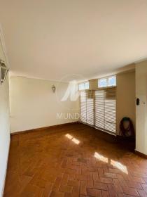 2 - Garagem/estacionamento
