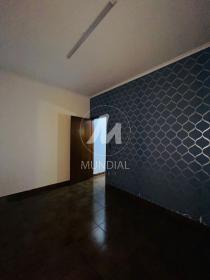 23 - Dormitorio