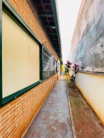 33 - Quintal/corredores