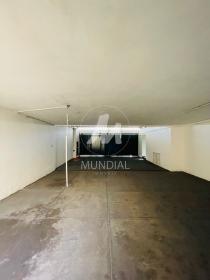 38 - Garagem/estacionamento