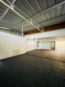 39 - Garagem/estacionamento