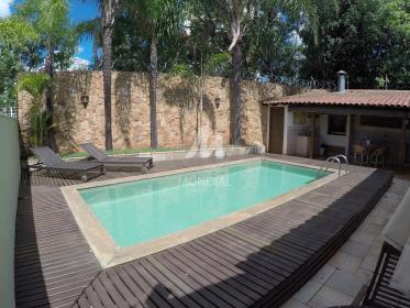 12 - Piscina