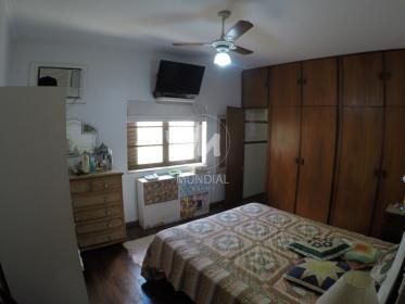 35 - Suite