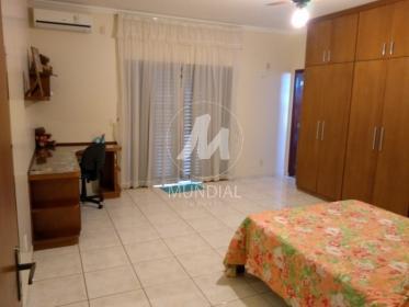 11 - Dormitorio