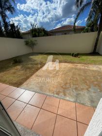 23 - Quintal/corredores